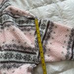 Hippie Rose Women’s  Pink and Gray Faux fur Sherpa quarter zip size small Photo 4