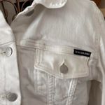 Calvin Klein Jeans  – Cropped Denim Jacket – Women's Medium White – Raw Hem Photo 3