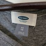 Old Navy  T-Shirt Gray Top Athleisure Casual Crewneck Neutral Photo 5