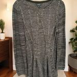 Neiman Marcus  Green Ivory Tight Knit Long Sleeve Chucky Pleated Sweater Size M Photo 0