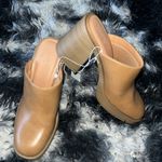 Universal Threads NWT Universal Thread Closed toe Clog Heel Photo 1