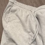 Aritzia  TNA Women’s Beige Sweatpants Photo 3