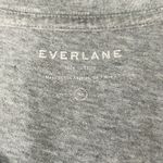 Everlane  Cotton VNeck Short Sleeve TShirt Gray Size XS Photo 4