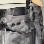 Madewell Classic Straight Jean Gray Jeans denim raw hem zip button pockets EUC Photo 3