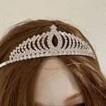 Silver tone Rhinestone Tiara Photo 1