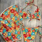 Amazon Bikini and sarong Photo 0