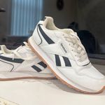 Reebok Women’s Sneakers Photo 0