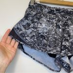 Lululemon Hotty Hot Low Rise Active Short II 2.5” Lined Lace Starlight Black 8 Photo 7