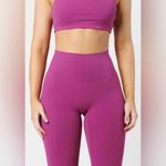Paragon NWT  RecStretch™
Original Sculptseam® Plus Legging
$68 MSRP Photo 6