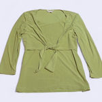 Studio I  green blouse  Photo 0