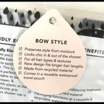 Kitsch black and white shower cap Photo 7