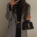 Dress Forum  Oversized Houndstooth Black and White Blazer Photo 0