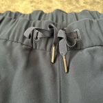 Lululemon  On The Fly Crop *Woven 23" Photo 9