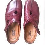 Earth mule by Kalso size 9 mule color fawn cherry wood distressed comfortable Red Photo 0