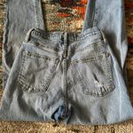 Universal Threads High Rise 90’s Jeans Size 2  Photo 3