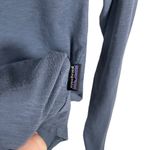 Patagonia  Women’s Mainstay Long Sleeve Henley in Navy Size S Photo 2