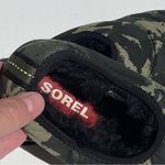 Sorel  Women’s Bodega Run Slippers Green Camo Lined Indoor Outdoor Sole size 7 Photo 4
