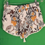 Superdry NWT  Womens White Floral Hawaiian Print Beach‎ Shorts 8 Photo 1