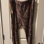 Torrid  Leopard Print Leggings  Photo 0