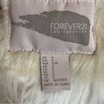 Forever 21  Chic Faux Fur Vest in Cream and White‎ Photo 6