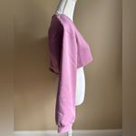 For Love & Lemons NWT Josie Cropped
Crewneck Pullover Sweatshirt in Lilac Photo 6