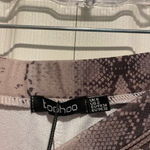 Boohoo NWT Wide Leg Snake Print Stretch Pants Photo 2