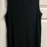 Zenana Outfitters Boutique Brand V-Neck Basic Tank Size Large Photo 0