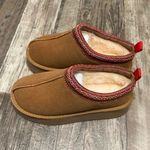 Cozy Brown Slip Photo 6