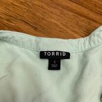 Torrid Blouse Womens Size 1X Green Top Lace Sleeve Plus V Neck Casual Comfy Photo 3