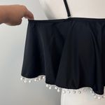 Black and White Pom Photo 2