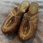 Vintage Brown Sequin Clogs Gold Size 7 Photo 3