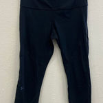 Under Armour “heatgear” black cropped size medium #667 Photo 0