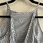 Lululemon  Women’s Rare Vita Loca Cropped Tank Top Gray‎ White Size Small Photo 1