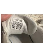 Reebok  Classic Leather Sneakers Women's Size 7 White Shoes Trainers Lace-Up Photo 8