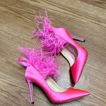 Jessica Simpson feather shoes Photo 4