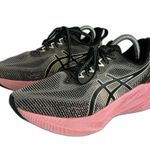 ASICS  novablast 3 LE black pink rave athletic running shoes size 9.5 Photo 1