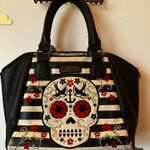 Lounge Fly Purse Photo 0