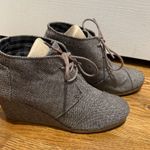 Toms  Gray Herringbone Wedge Ankle Boots size 9 Photo 1