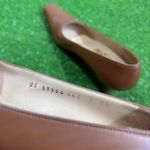 Salvatore Ferragamo Vtg Women's 8 Narrow Brown Leather Luxury Low Pumps Photo 6