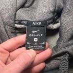 Nike  Dri-FIT Pullover Hoodie Women's Medium Gray Sweatshirt Activewear‎ Swoosh Photo 2