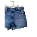 Hollister  Curvy Ultra High Rise 3 inch Mom‎ Shorts Size 31 Photo 1
