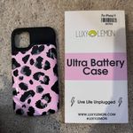 iPhone 11 Charging Case Photo 0