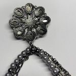 Women’s Dark Silver Tone Statement Costume Necklace Flower Pendant Rhinestone Photo 9