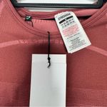 Gymshark  Geo Seamless Long Sleeve Crop Top in dusty pink Size M Photo 2