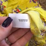 Old Navy ‎ women’s XS yellow floral tank top Photo 4