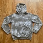 WOMEN'S PREMIUM HOODIE IN GREY CRYSTAL WASH Photo 1