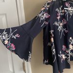 Light summer floral jacket. Cute w jeans or work attire Photo 3