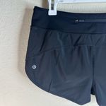 Lululemon Speed Up Short 2.5" Black size 8 SOLD Photo 3