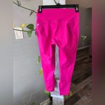Fabletics  Bra & Leggings in Barbie Pink
Top- Med 
Bottoms-Small Photo 2