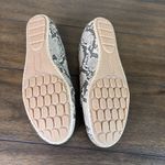 Baretraps  Kellye Snake Patterned Women's Loafers Size 7.5 New! Photo 8